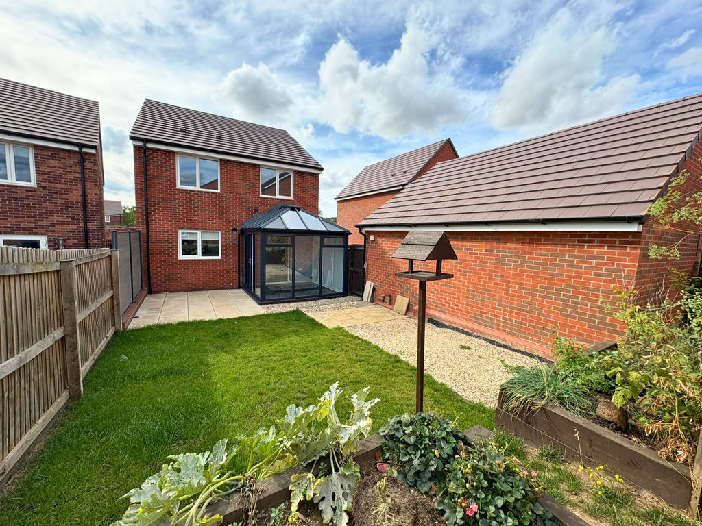 8 Bullrush Close